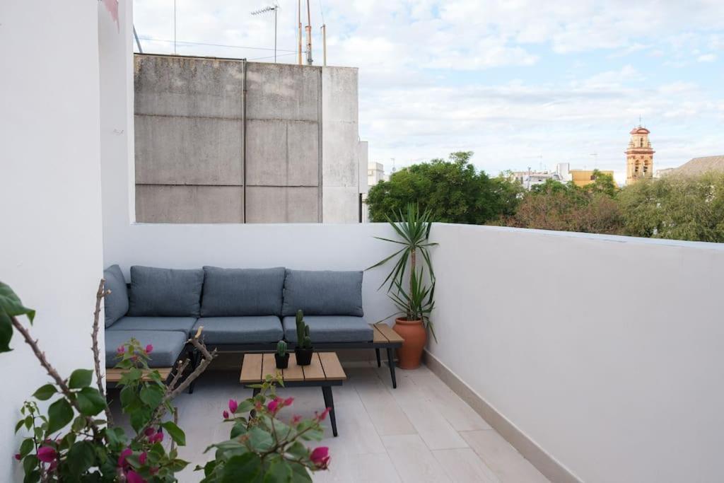 Ferienwohnung Atico Exclusivo Con Terraza En Santa Catalina Sevilla Exterior foto